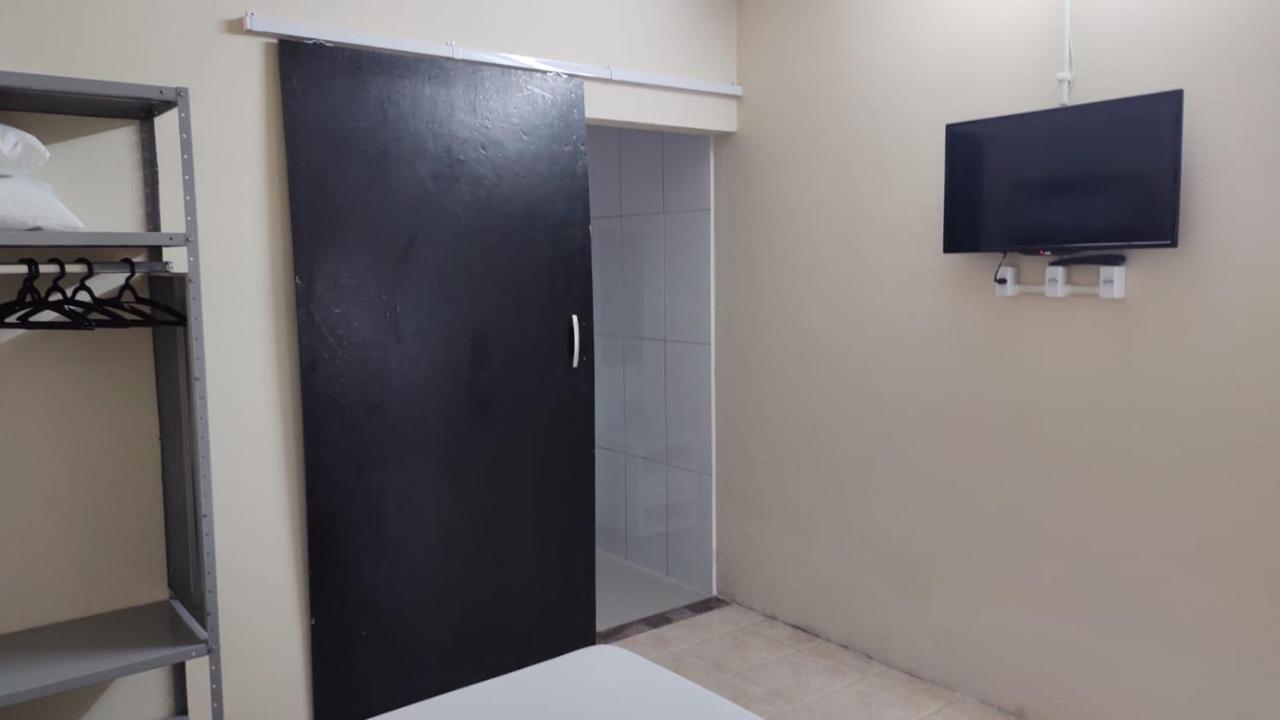 הוילה אובטובה Kitnet Confortavel מראה חיצוני תמונה